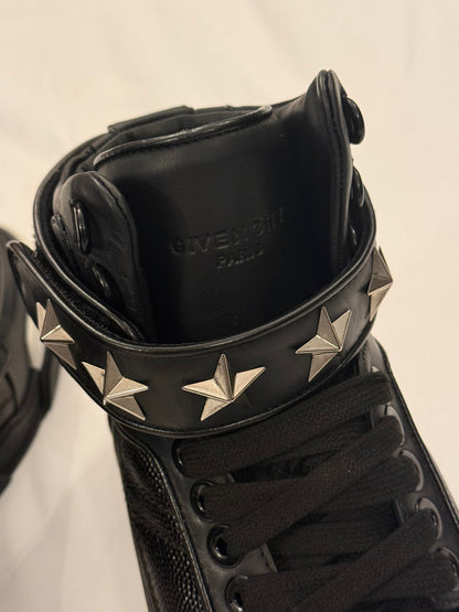 Givenchy Tyson Black