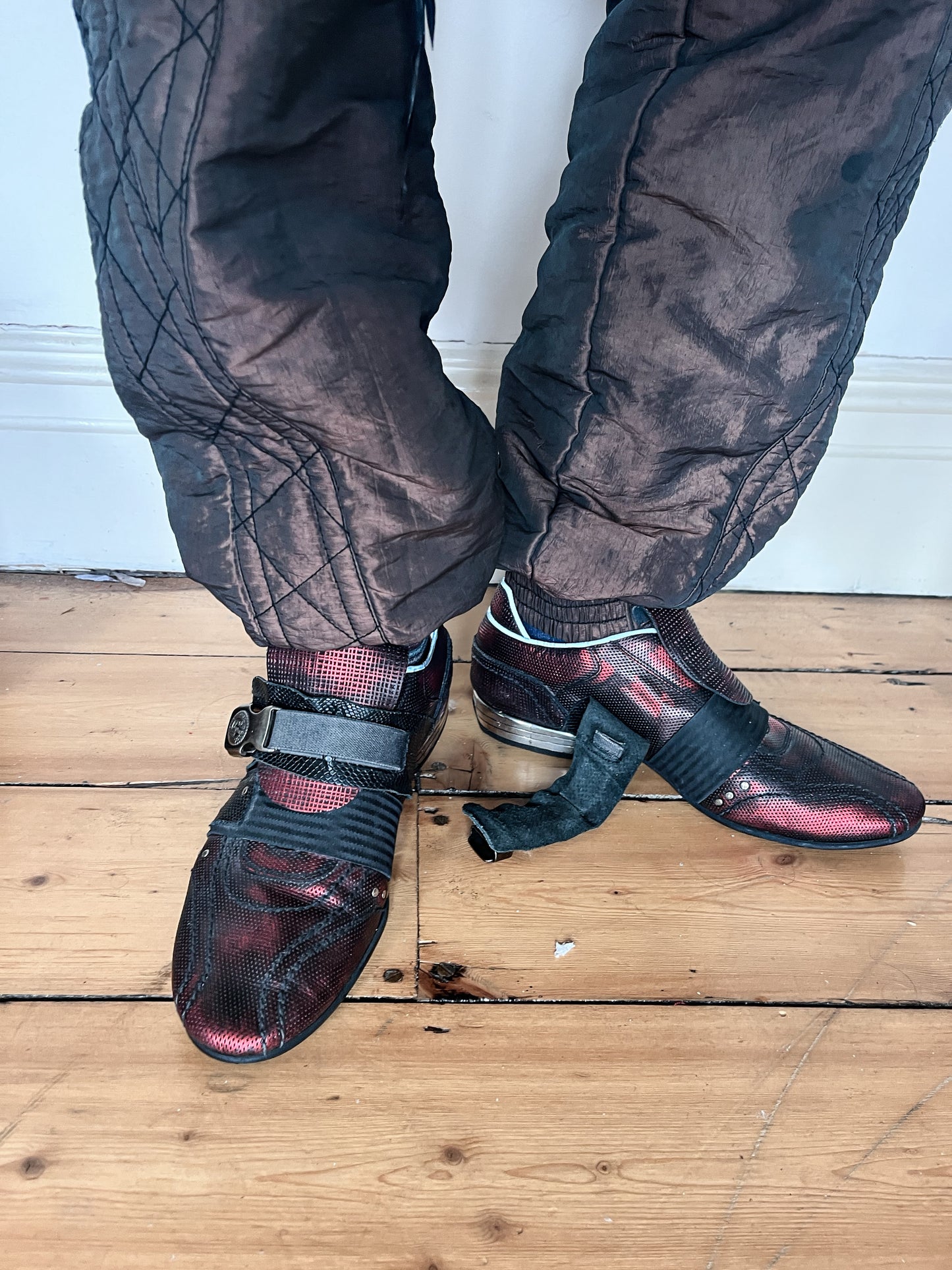 TEXTURED Steel Heel New Rock