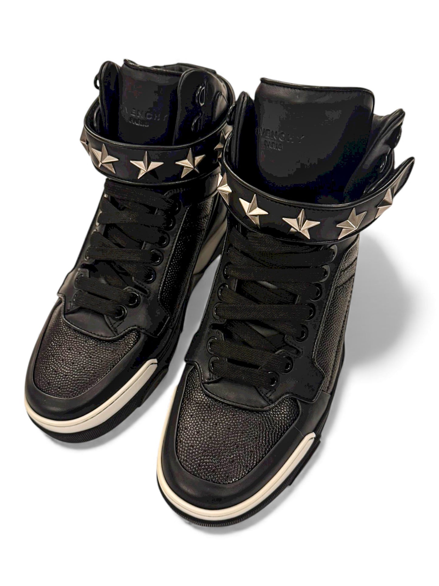 Givenchy Tyson Black